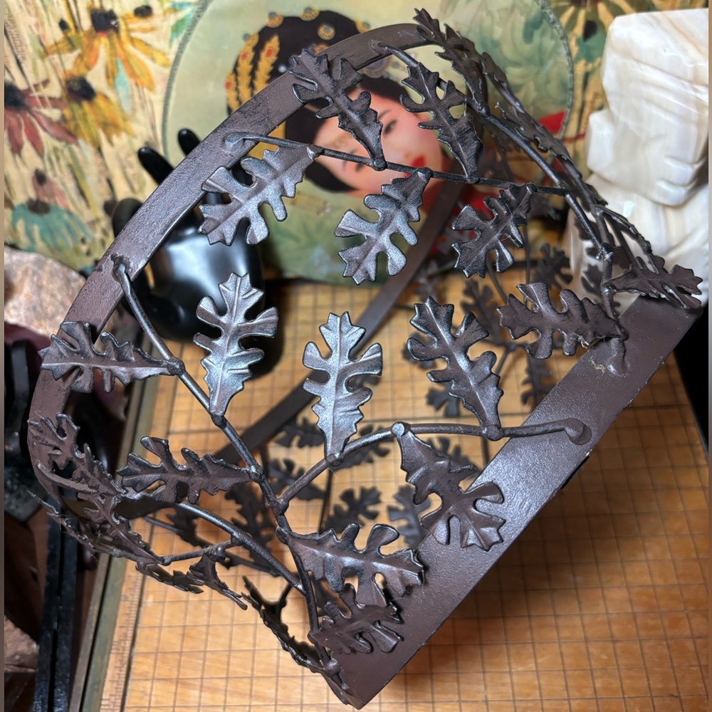 Large Metal Basket w Oak Leaves Branches Rustic 10.75”Dx5.75”H Philippines - Picture 4 of 11